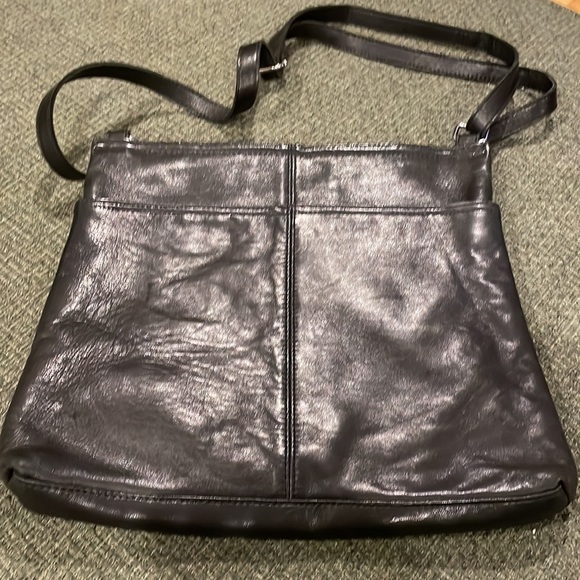 Margot black leather crossbody bag - Picture 2 of 10